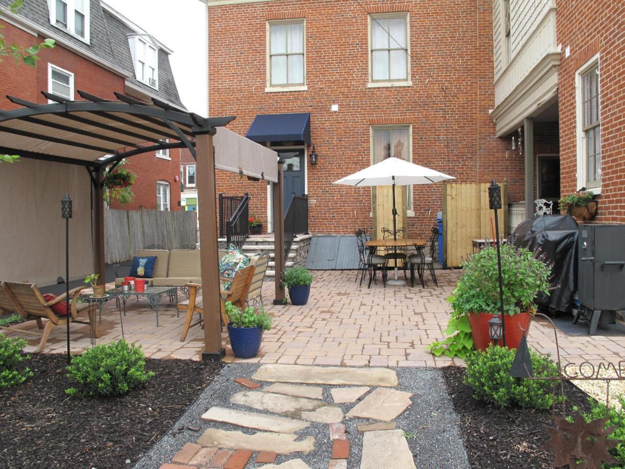 Georges On York B&B Taneytown Exteriör bild